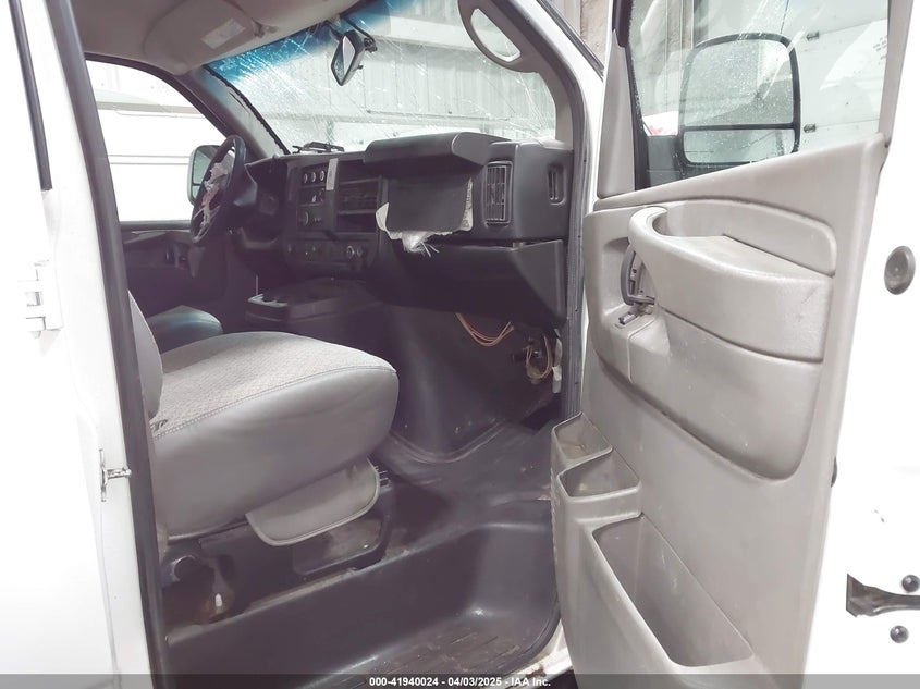 2015 CHEVROLET EXPRESS 3500 WORK VAN - 1GCZGUCG9F1246695