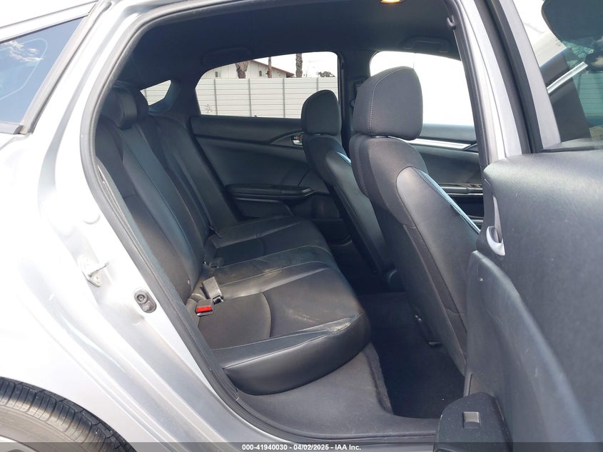 2019 HONDA CIVIC VIN: 2HGFC2F82KH519464