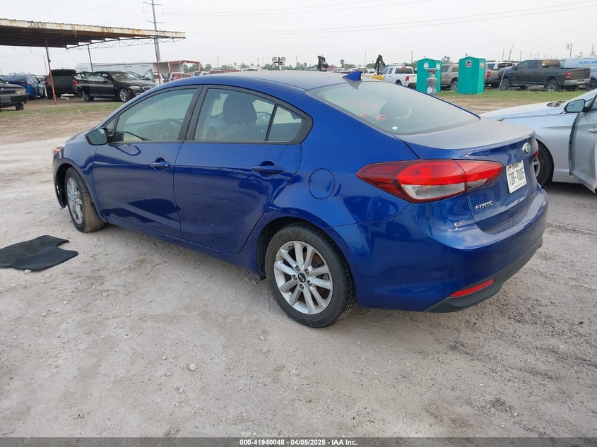 2017 KIA FORTE VIN: 3KPFL4A74HE021750