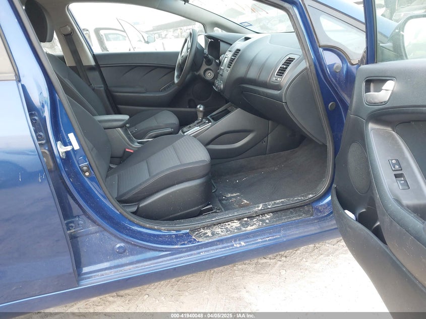2017 KIA FORTE VIN: 3KPFL4A74HE021750