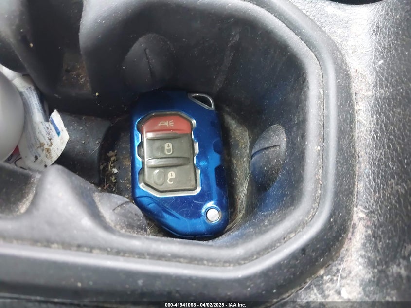 2019 JEEP WRANGLER UNLIMITED SPORT - 1C4HJXDG4KW627445