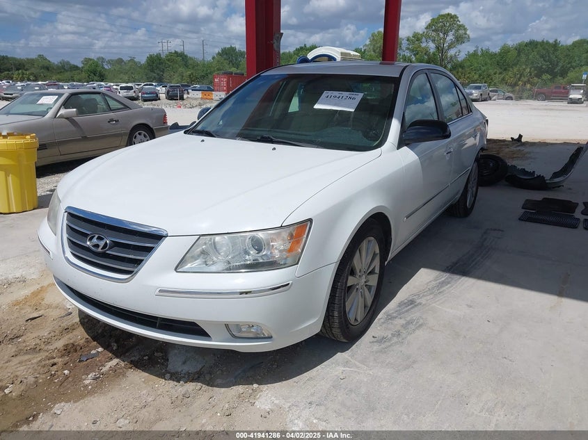 2009 HYUNDAI SONATA VIN: 5NPEU46F39H515782