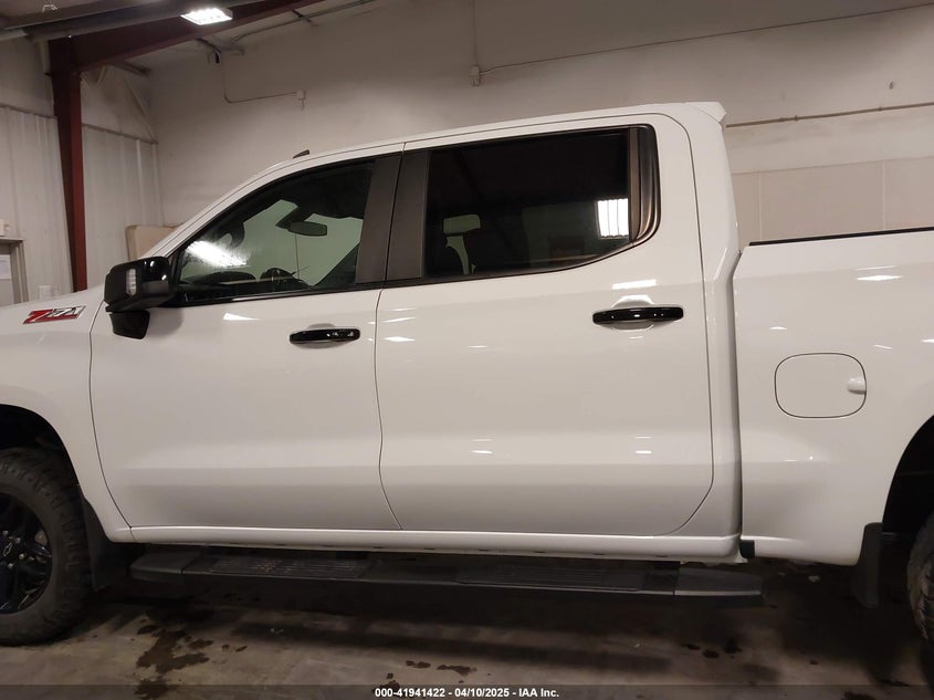 2021 CHEVROLET SILVERADO 1500 4WD  SHORT BED LT TRAIL BOSS - 1GCPYFEL2MZ177616