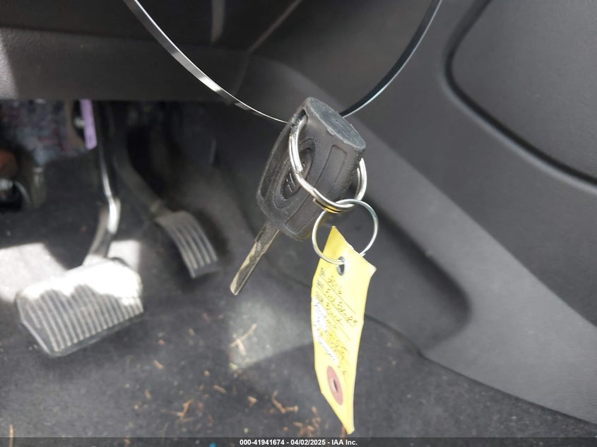 2016 FORD ESCAPE VIN: 1FMCU9G94GUA30823