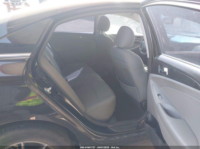 2012 HYUNDAI SONATA VIN: 5NPEB4AC5CH493701