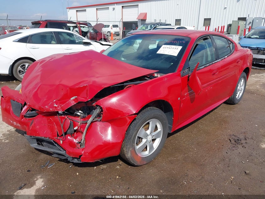 2008 PONTIAC GRAND PRIX VIN: 2G2WP552581121172