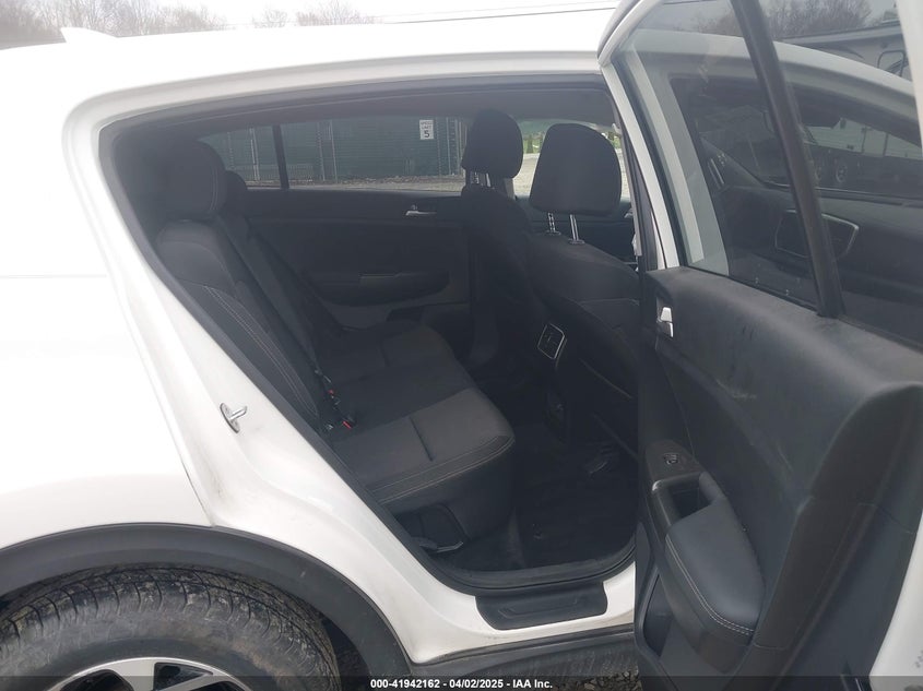 VIN KNDPM3AC9L7693983 2020 KIA SPORTAGE LX