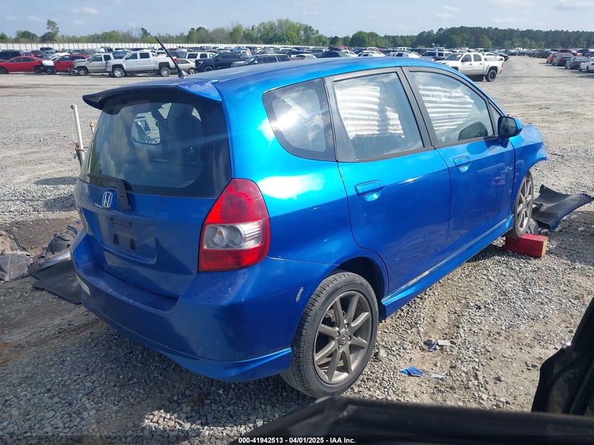 2007 HONDA FIT VIN: JHMGD386X7S029838