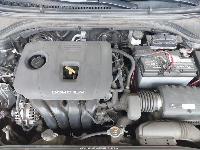 2018 HYUNDAI ELANTRA VIN: KMHD74LF8JU520442