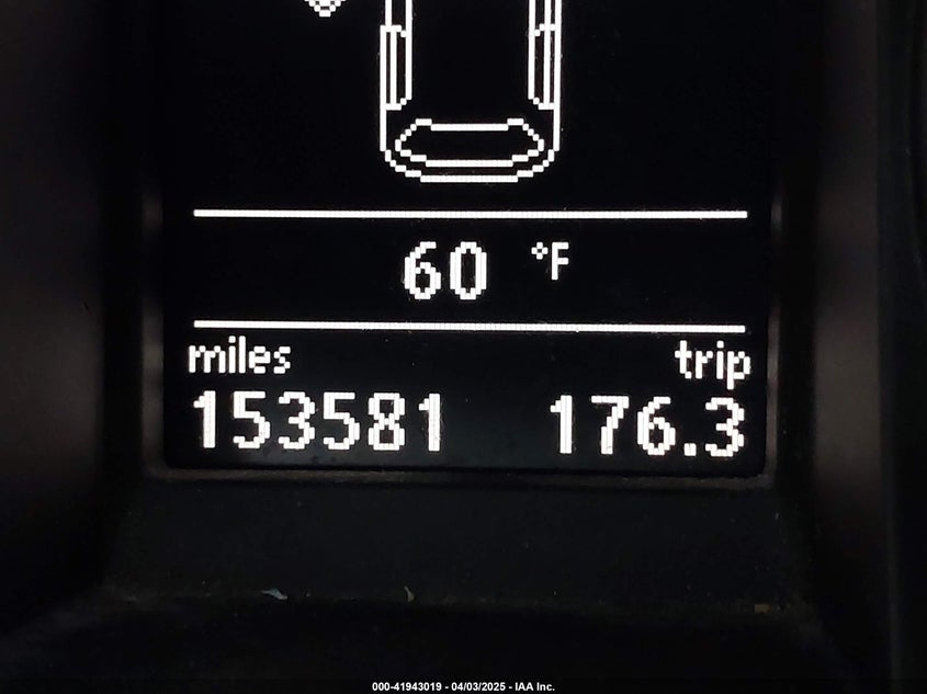 2011 VOLKSWAGEN GOLF VIN: WVWDM7AJ9BW238175