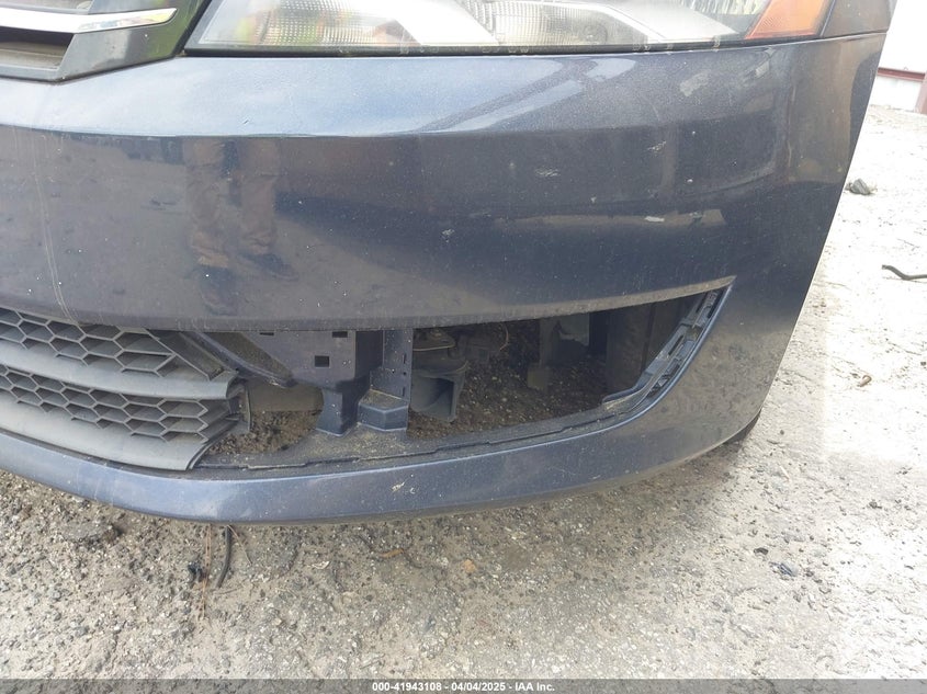 2013 VOLKSWAGEN PASSAT 2.5L SE - 1VWBP7A36DC033947