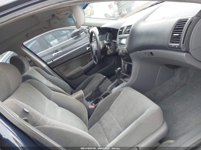 2006 HONDA ACCORD VIN: 1HGCM567X6A165612