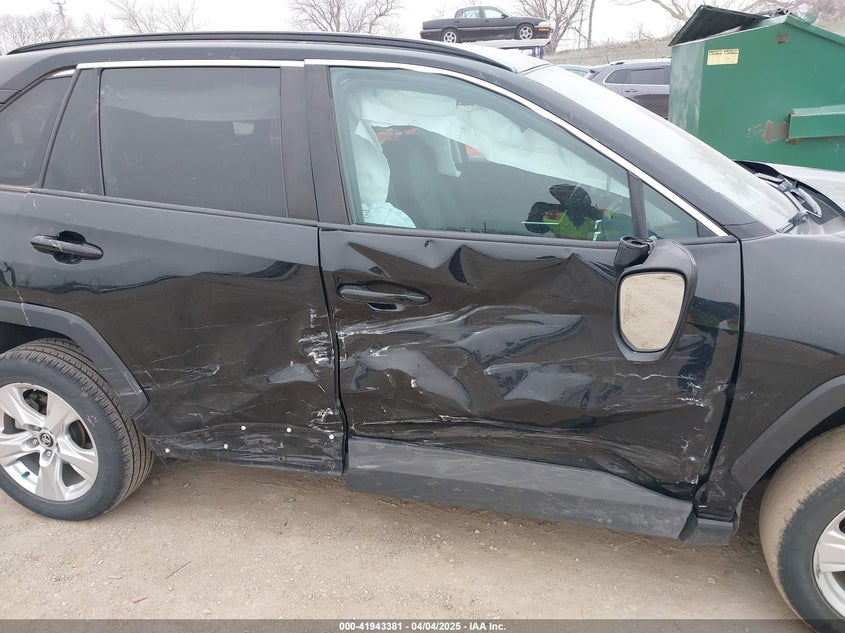 2020 TOYOTA RAV4 XLE - 2T3P1RFV8LC117667