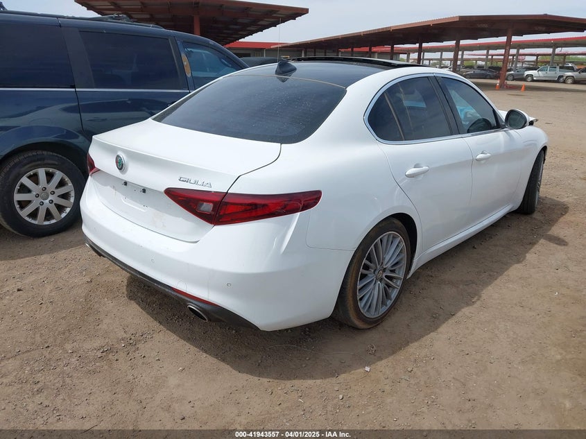 2017 ALFA ROMEO GIULIA VIN: ZARFAECN5H7554526