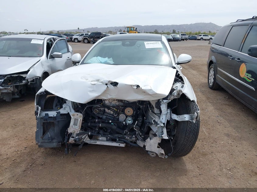 2017 ALFA ROMEO GIULIA VIN: ZARFAECN5H7554526
