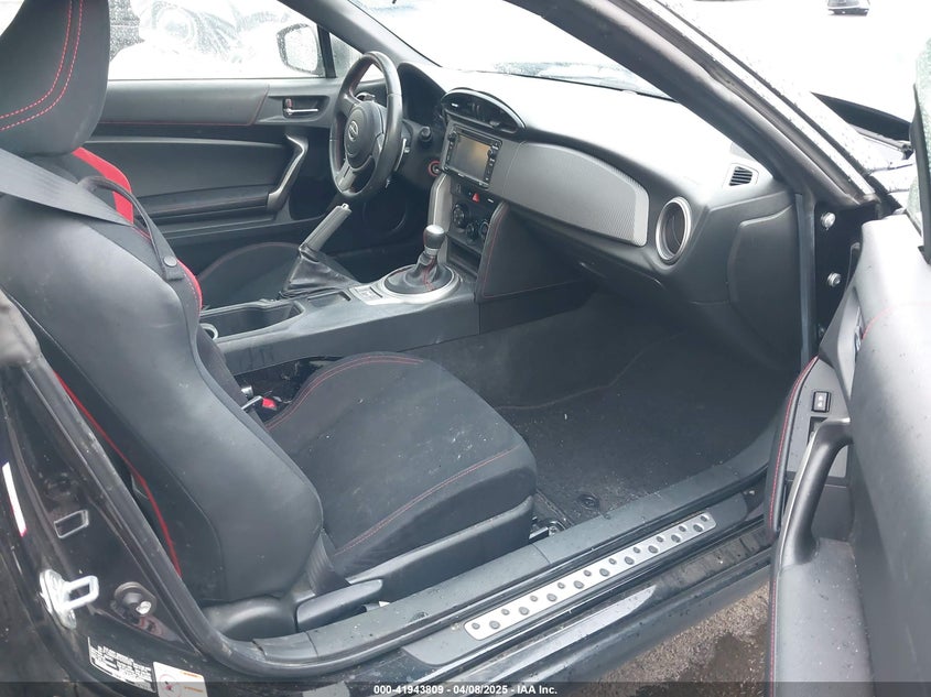 2015 SCION FR-S VIN: JF1ZNAA14F8709309