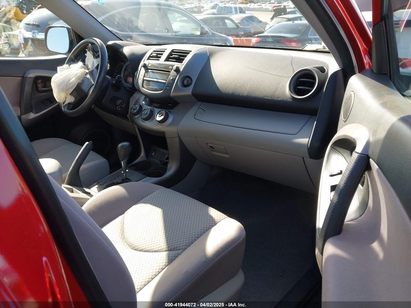 2008 TOYOTA RAV4 VIN: JTMZK33V086012121