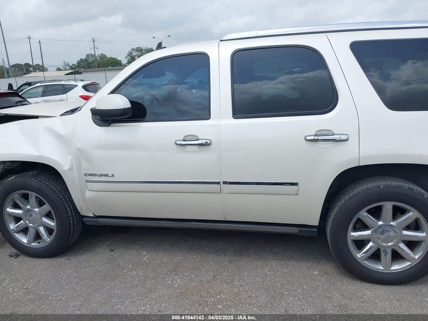 2013 GMC YUKON DENALI - 1GKS1EEF5DR326804