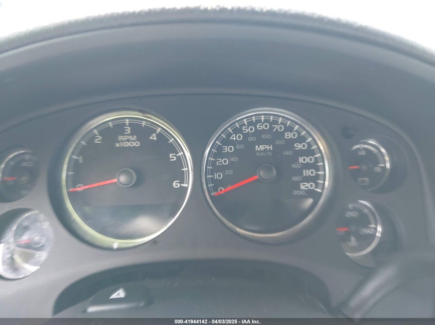 2013 GMC YUKON DENALI - 1GKS1EEF5DR326804