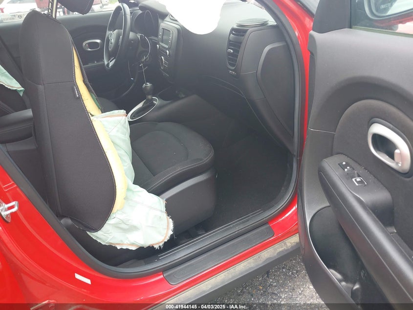 2017 KIA SOUL + - KNDJP3A50H7450634