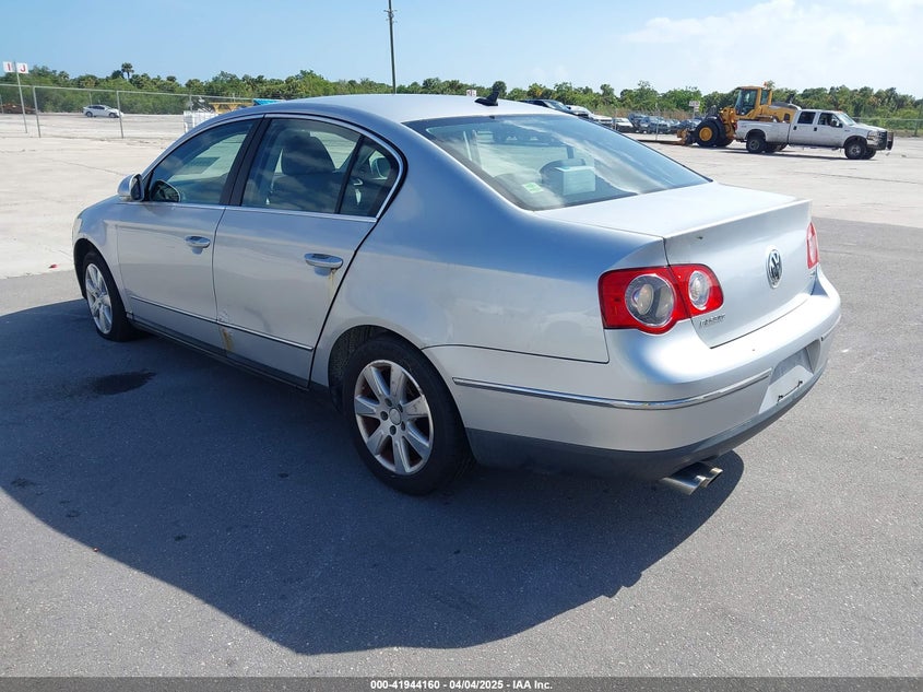 2007 VOLKSWAGEN PASSAT VIN: WVWAK73C77P108176