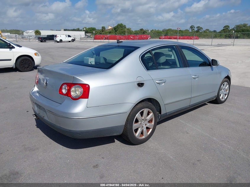 2007 VOLKSWAGEN PASSAT VIN: WVWAK73C77P108176