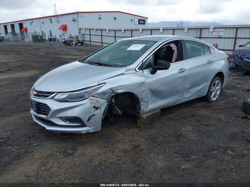 2018 CHEVROLET CRUZE VIN: 1G1BF5SM9J7222848