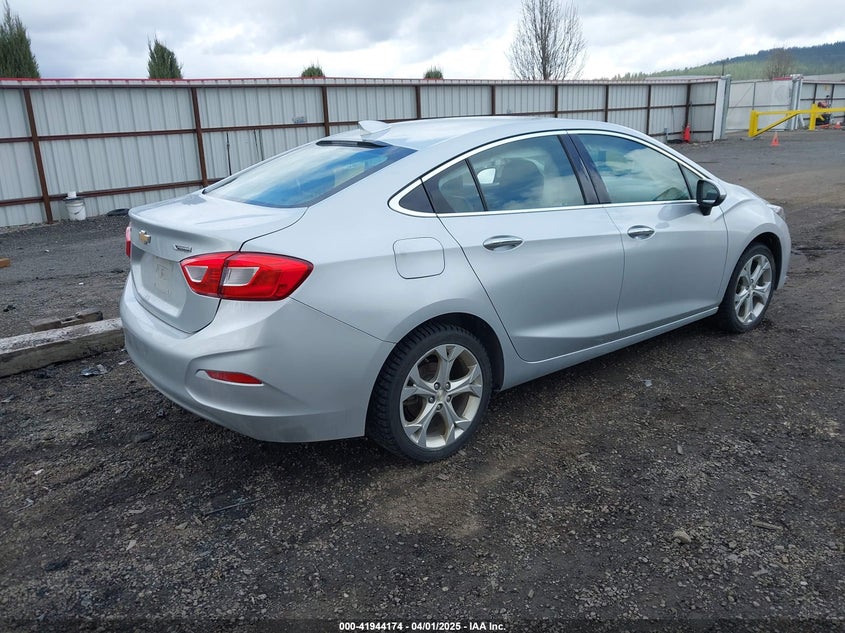 2018 CHEVROLET CRUZE VIN: 1G1BF5SM9J7222848