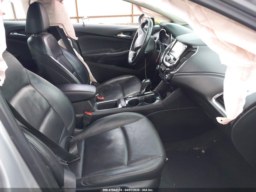 2018 CHEVROLET CRUZE VIN: 1G1BF5SM9J7222848