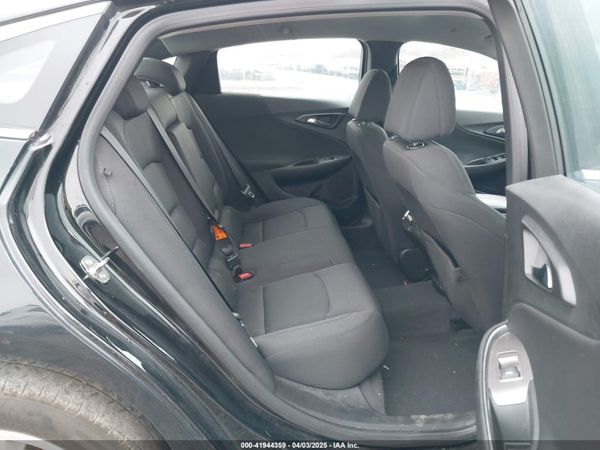 2019 CHEVROLET MALIBU VIN: 1G1ZD5ST3KF145719