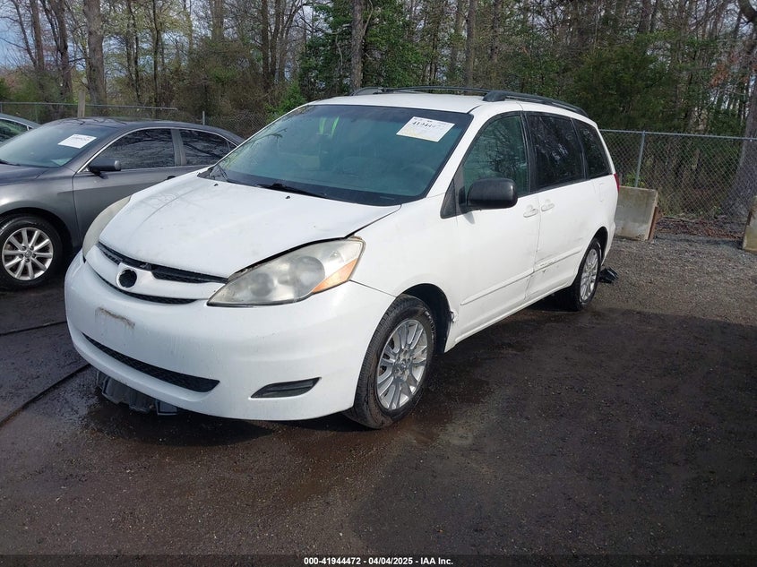 2008 TOYOTA SIENNA VIN: 5TDBK23C28S010610