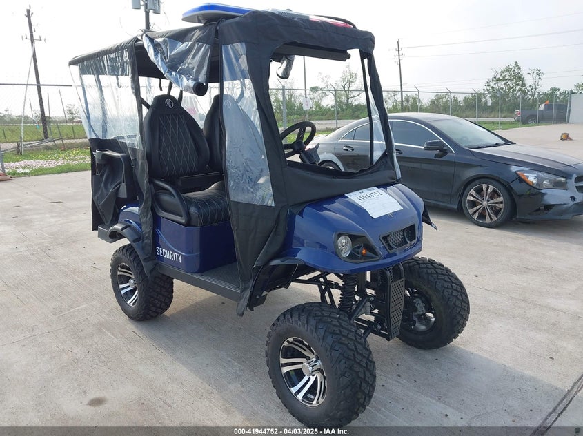 2020 CLUB CAR GOLF CART