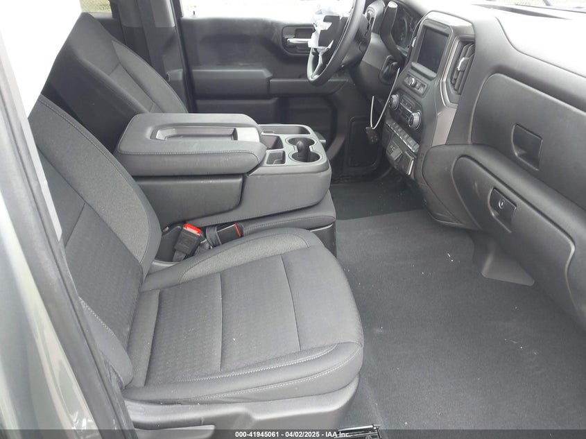 2025 CHEVROLET SILVERADO 1500 VIN: 3GCUKCE88SG225860