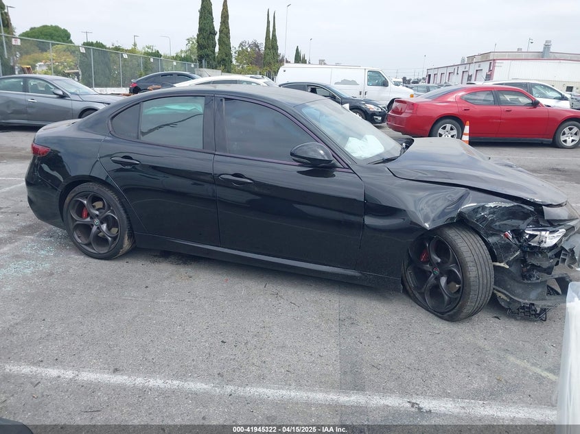 2019 ALFA ROMEO GIULIA VIN: ZARFAMBN4K7605372
