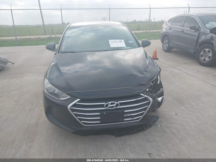 2018 HYUNDAI ELANTRA VIN: 5NPD74LF0JH277787