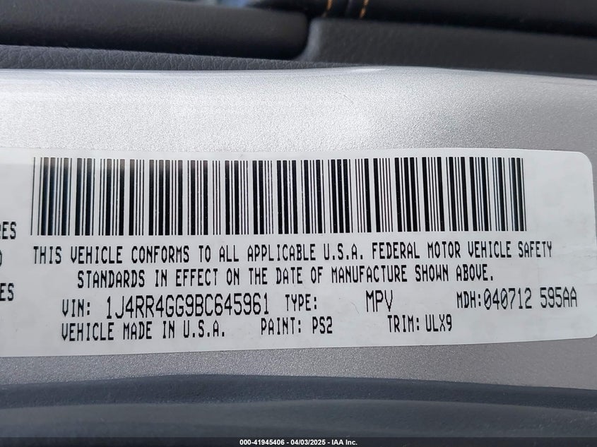 2011 JEEP GRAND CHEROKEE VIN: 1J4RR4GG9BC645961