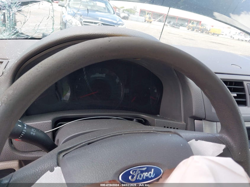 2010 FORD FUSION VIN: 3FAHP0GA1AR269810