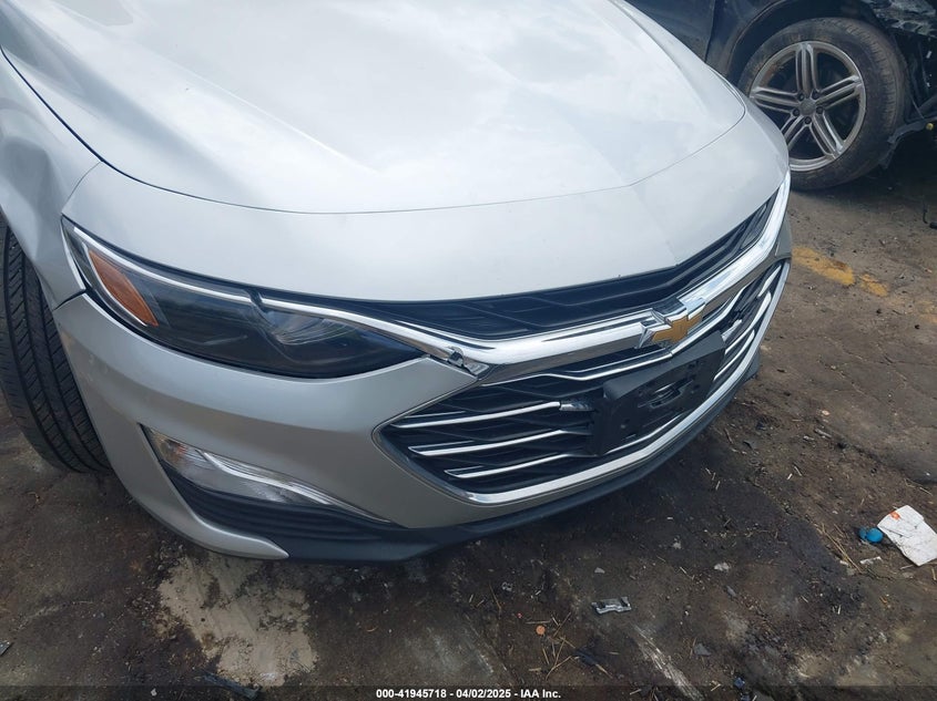 VIN 1G1ZC5ST8NF137638 2022 CHEVROLET MALIBU FWD 1FL