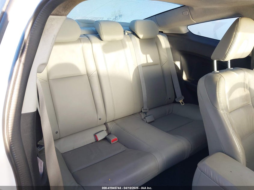 2012 HONDA CIVIC CPE VIN: 2HGFG3B19CH551039