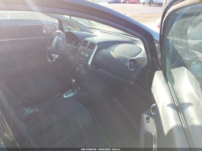 2014 NISSAN VERSA NOTE VIN: 3N1CE2CP5EL423995