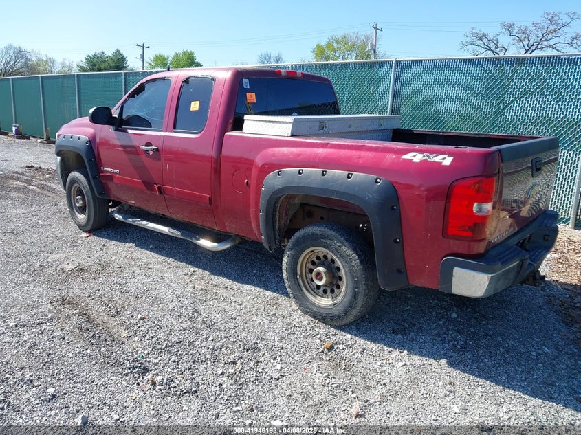 2007 CHEVROLET SILVERADO 2500HD VIN: 1GCHK29K37E551954
