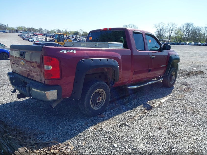 2007 CHEVROLET SILVERADO 2500HD VIN: 1GCHK29K37E551954
