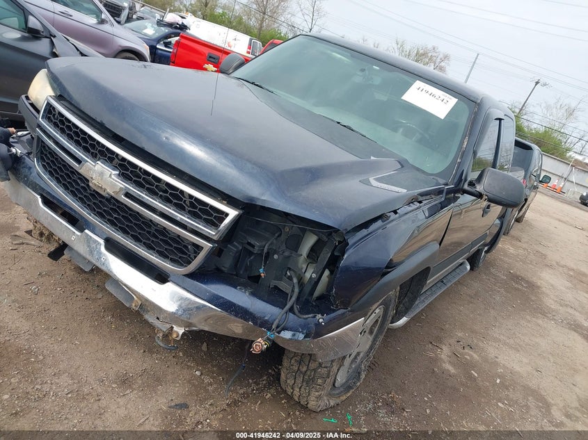 2007 CHEVROLET SILVERADO 1500 CLASSIC VIN: 1GCEK19Z37E174715