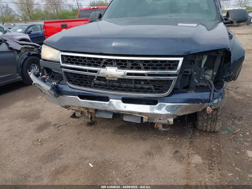 2007 CHEVROLET SILVERADO 1500 CLASSIC VIN: 1GCEK19Z37E174715