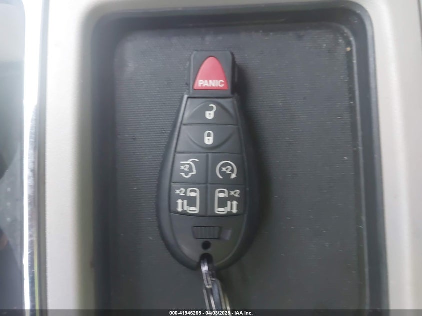 2012 Chrysler Town & Country Touring-L VIN: 2C4RC1CG5CR425267 Lot: 41946265