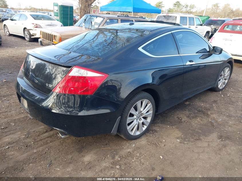 2008 HONDA ACCORD VIN: 1HGCS21828A009877