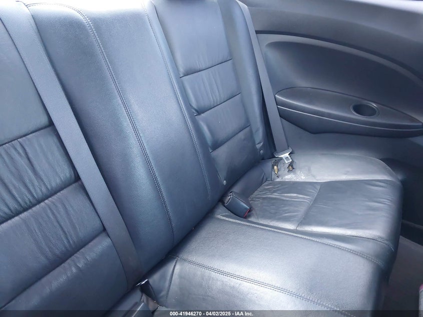 2008 HONDA ACCORD VIN: 1HGCS21828A009877