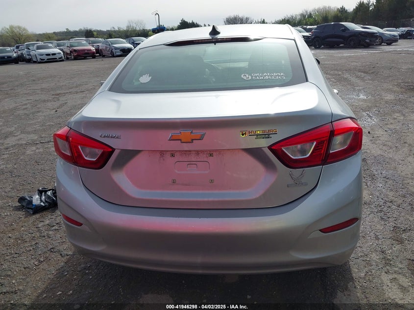 2018 CHEVROLET CRUZE VIN: 1G1BC5SM3J7237242