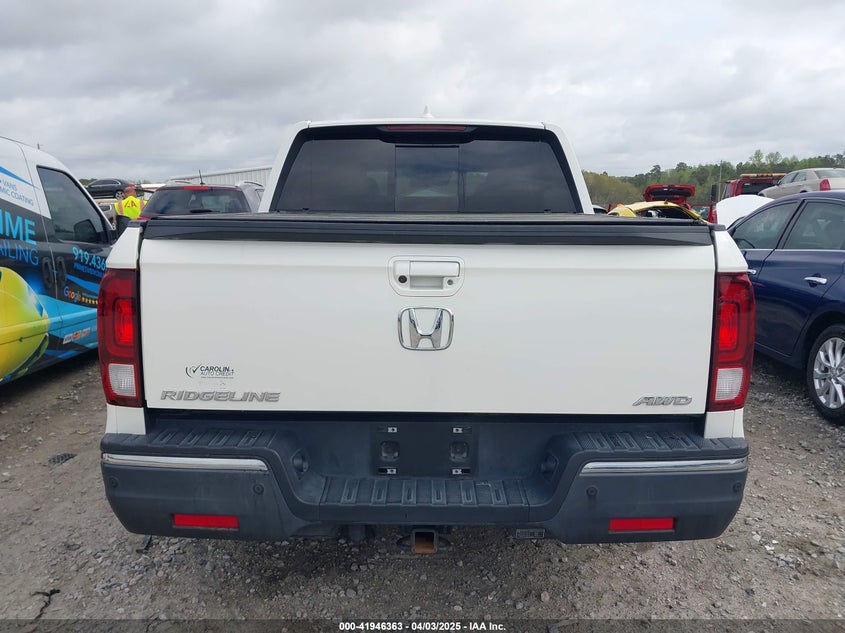 2019 HONDA RIDGELINE RTL - 5FPYK3F78KB018356