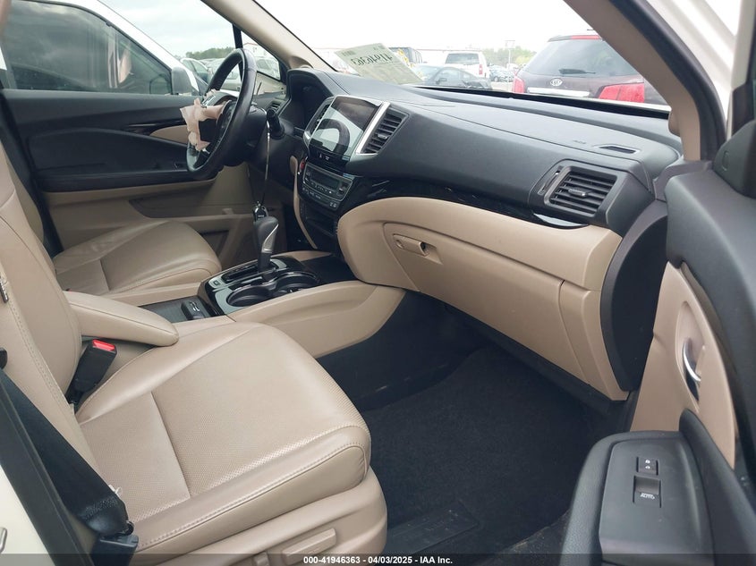 2019 HONDA RIDGELINE RTL - 5FPYK3F78KB018356